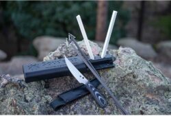 Spyderco Tri-Angle Premium Sharpmaker Set with DVD and Two Sets of Alumina Ceramic Stones - 204MF OPEN BOX